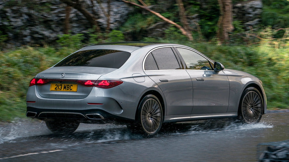 Mercedes E Class - Velda Rental