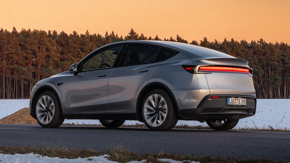 Tesla Y - Velda Rental