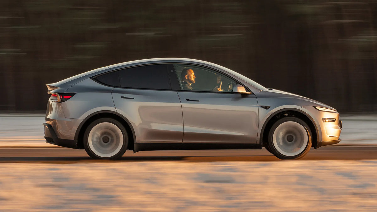 Tesla Y - Velda Rental